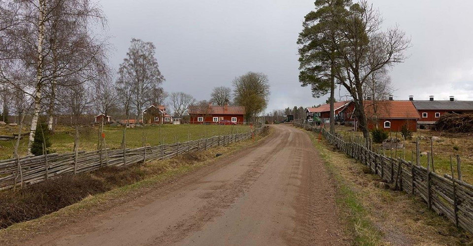 Till största delen går etappen på grusvägar.
Etapp: Österbymo - Västra Lägern.
Ydre.