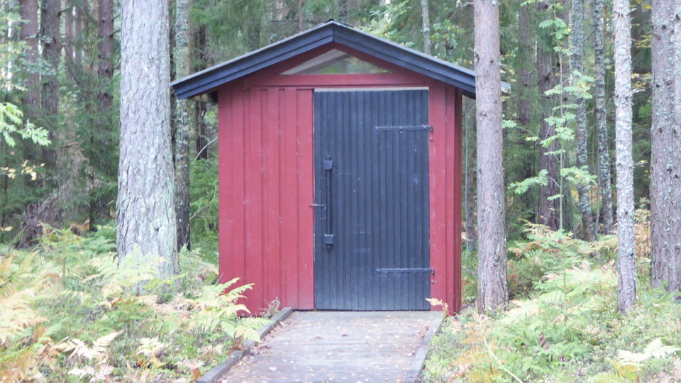 Toalett vid huvudentren