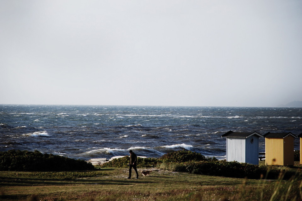 Strandhytter vid Vikens havsbad.
