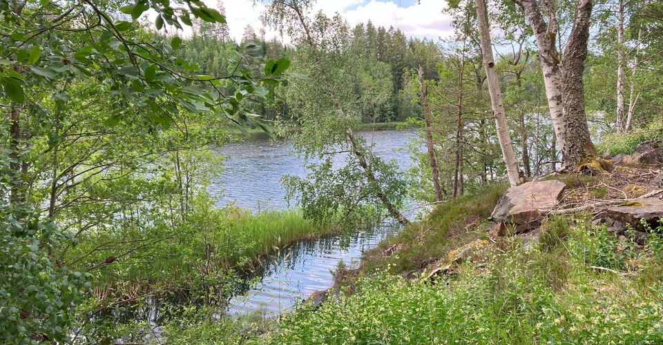 Fallingebergssjön rastplats vid Loklintsberget, vattendrag.