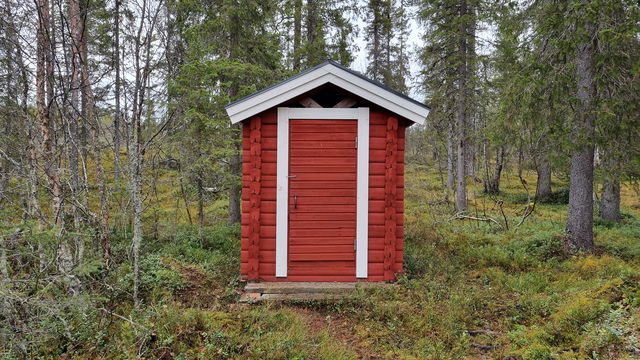 Latrine Låjssa