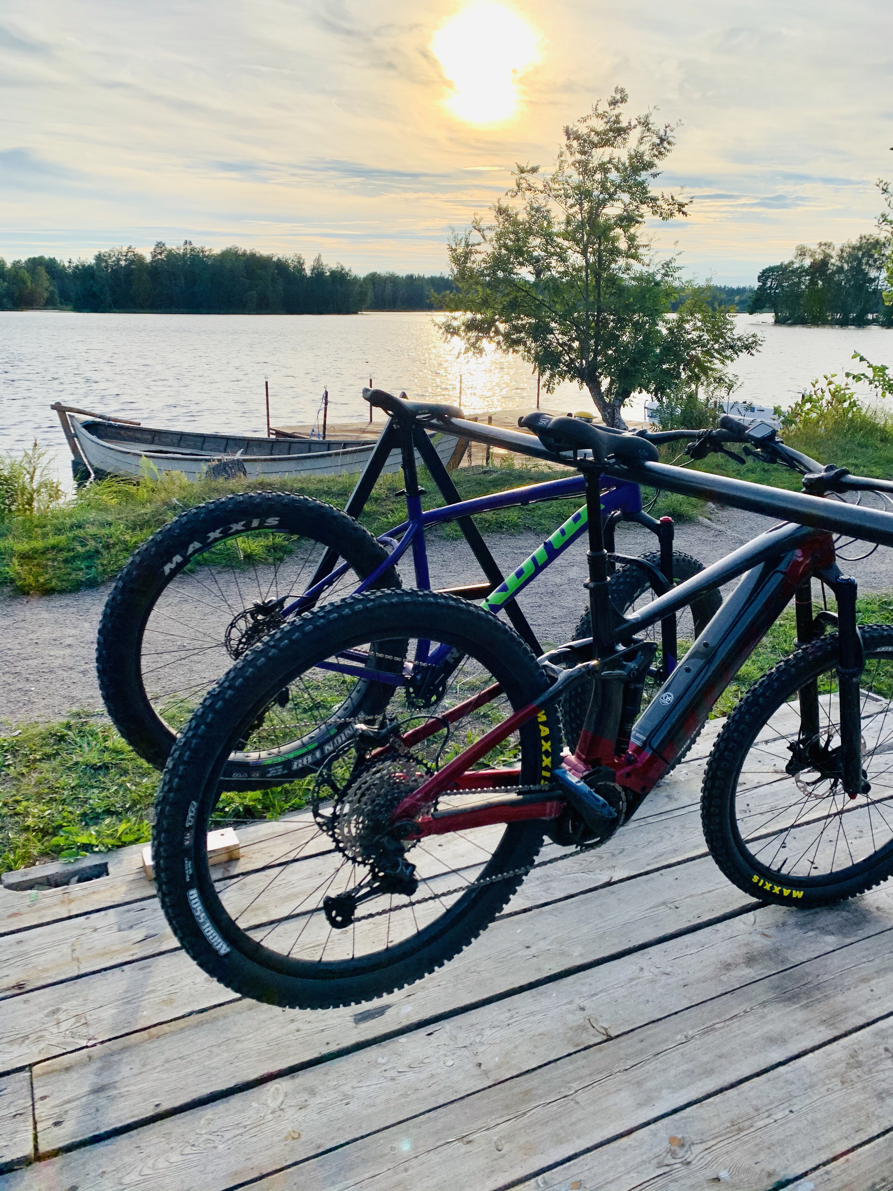 Cykelställ vid Måns Ols Värdshus