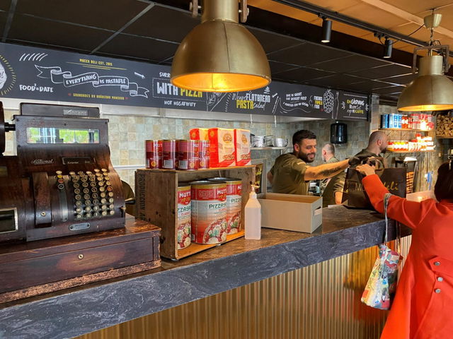 Mocca Deli