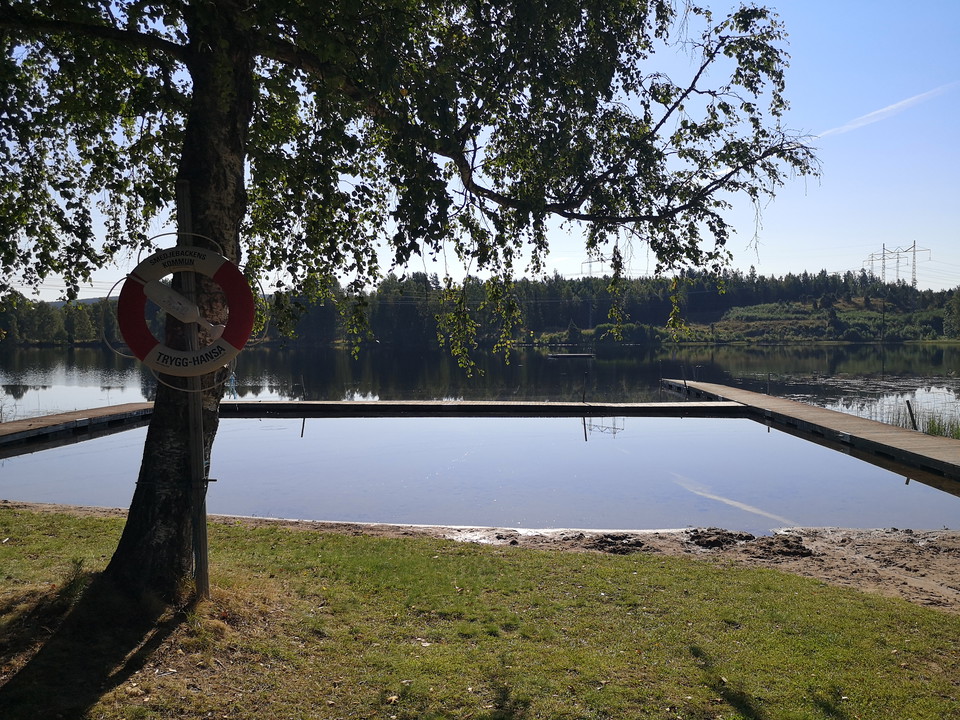 Vy över bryggorna sommar