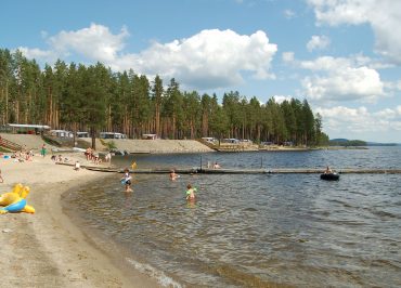 Badstrand vid Sandnäsets camping