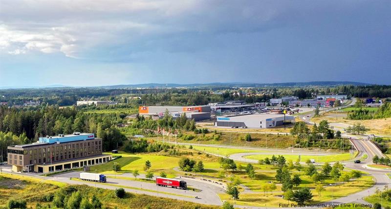 Morenen Shopping Centre, Slitu