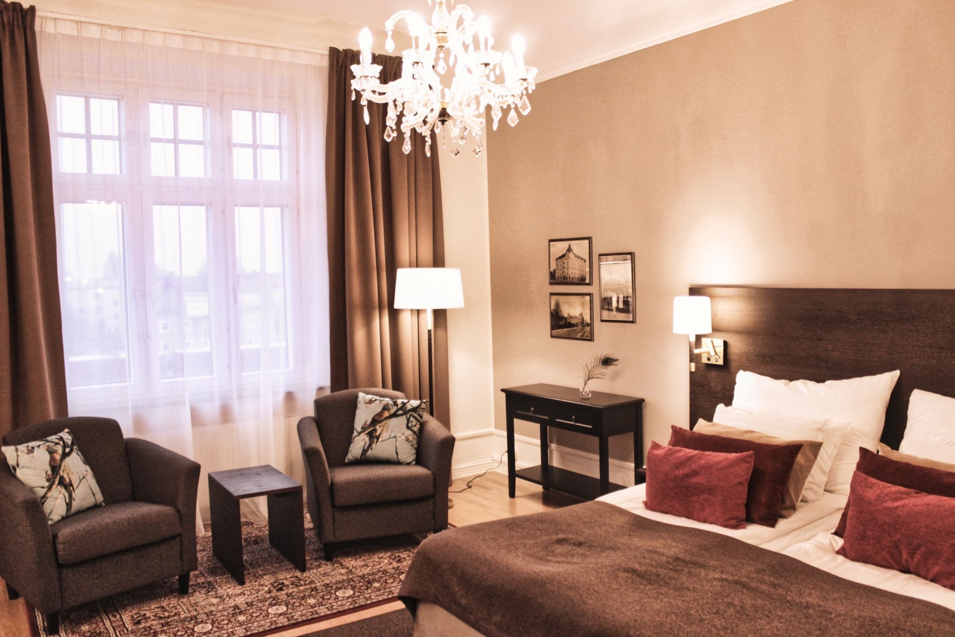 Home Hotel Drott