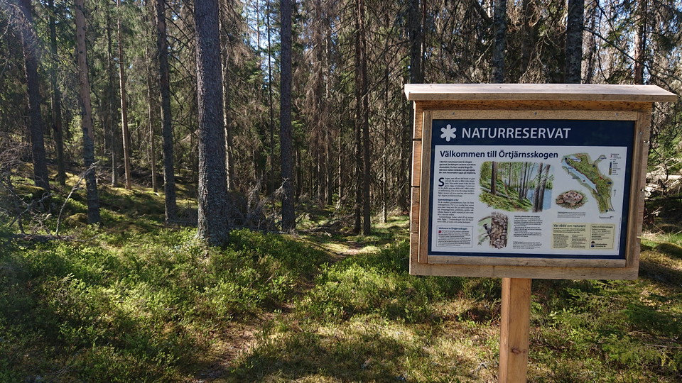 Informationsskylt för Örtjärnsskogen