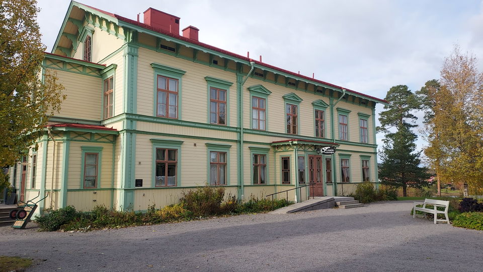 Gårdsrestaurangen