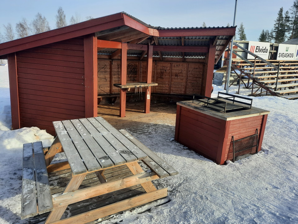 Grillplatser och vindskydd finns det gott om i vårt Biosfärområde