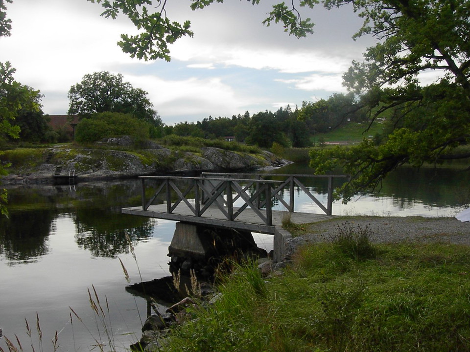 Hustegaholms gamla ångbåtsbrygga. Foto Lidingö stad.