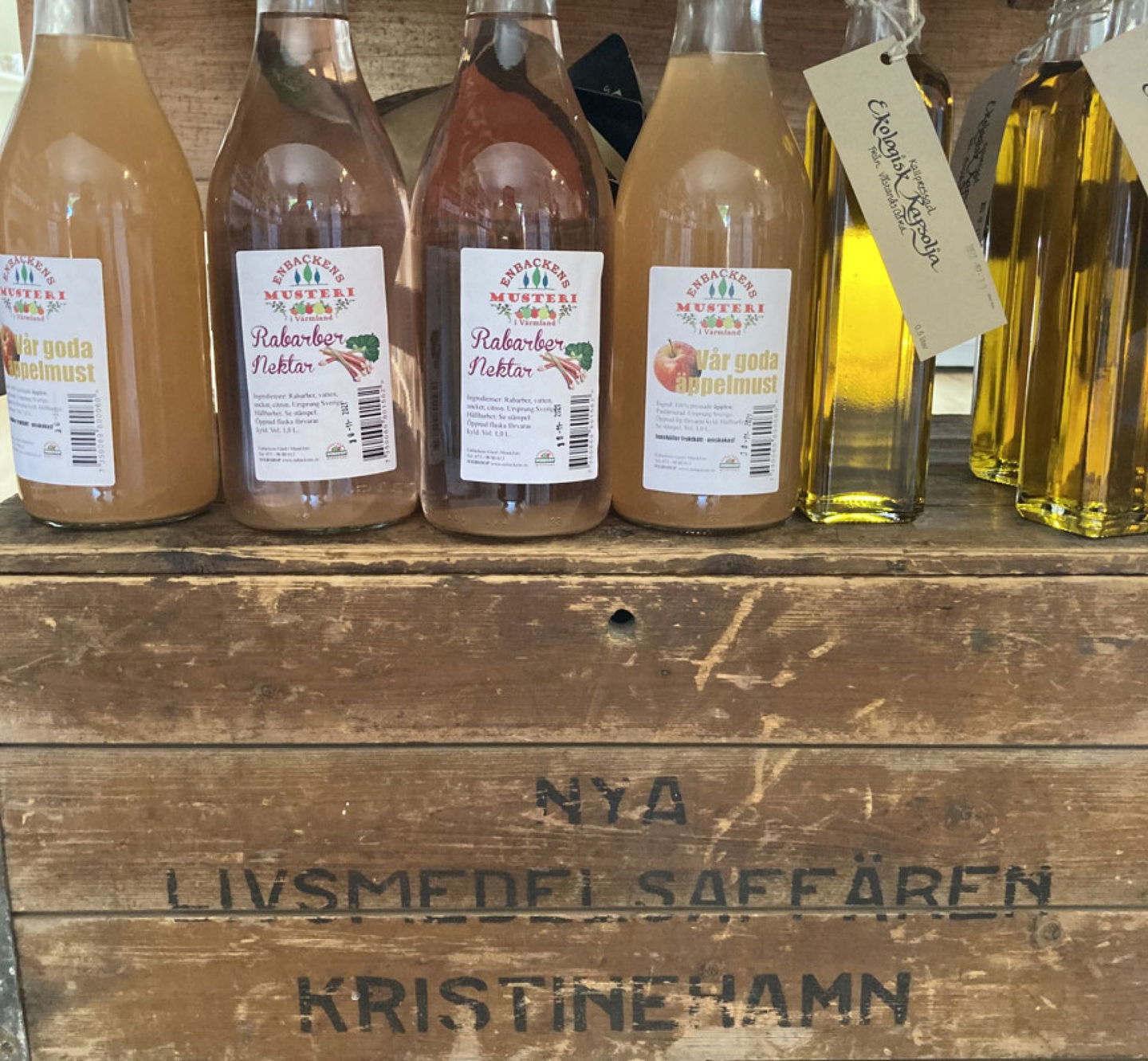 Produkter från Retrovågen i Kristinehamn.