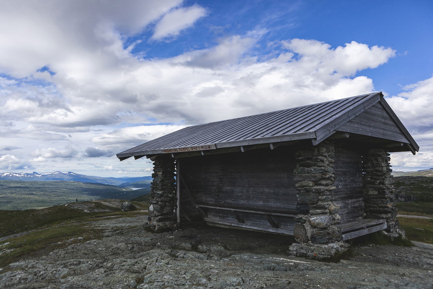 Vindarnas tempel, vindskydd på kalfjället. 