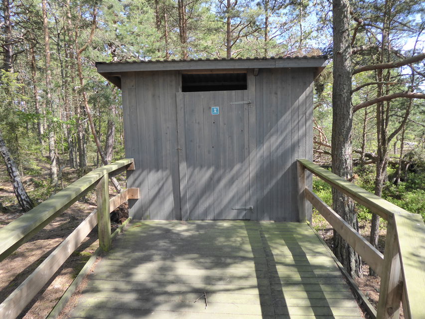 Torrtoalett på Hamnholmarna