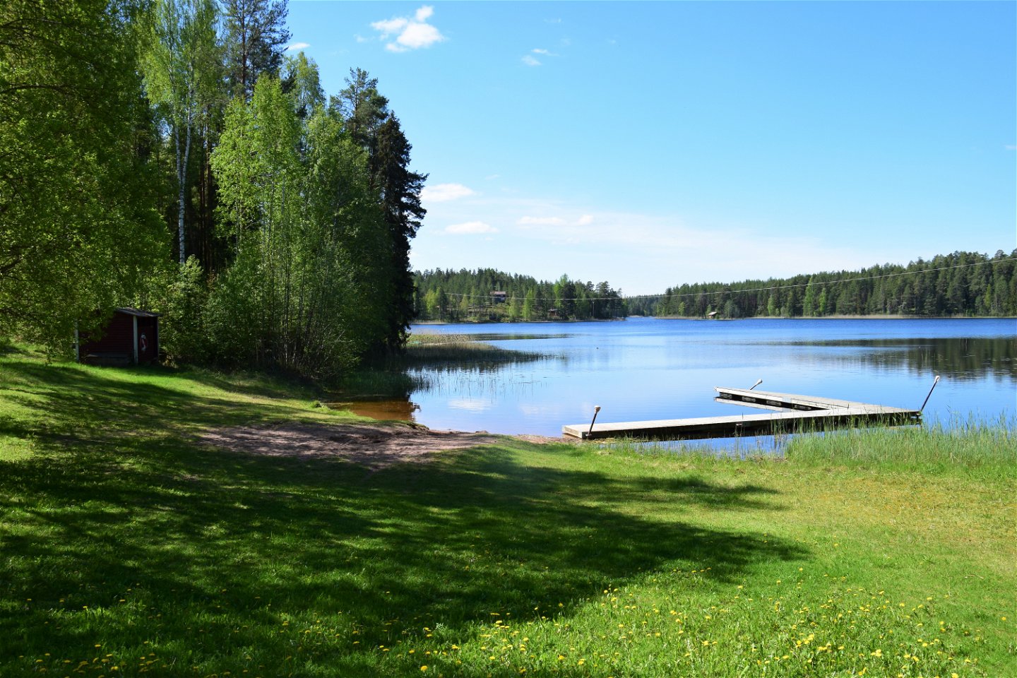 Badplatsen vid Gärdsjön. Foto Bosse Bifrost