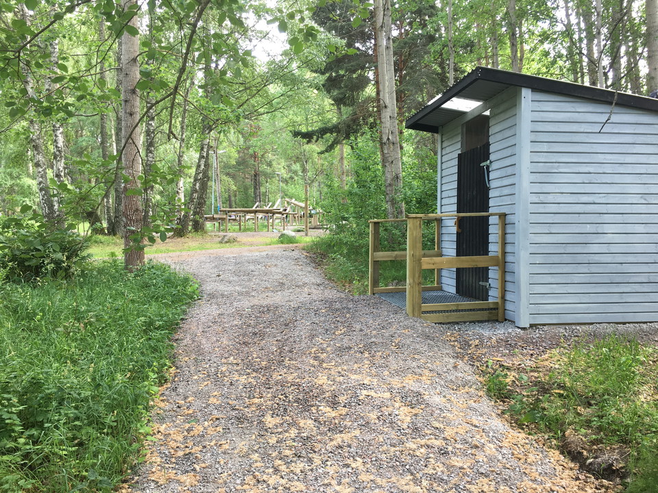 Tillgänglighetsanpassat dass nära Upplevelsestigen