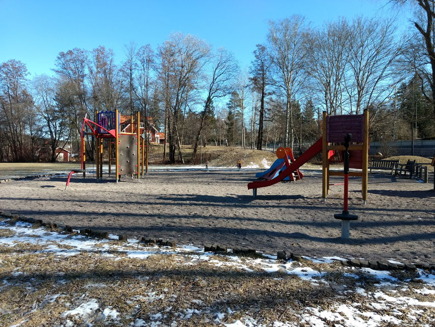 Klätterlek och rutsch