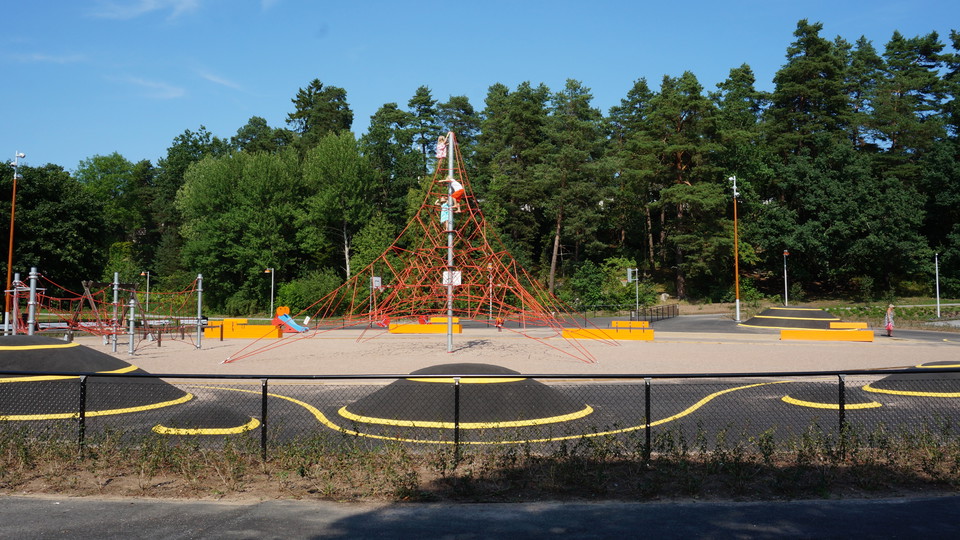 Rulla på kullarna