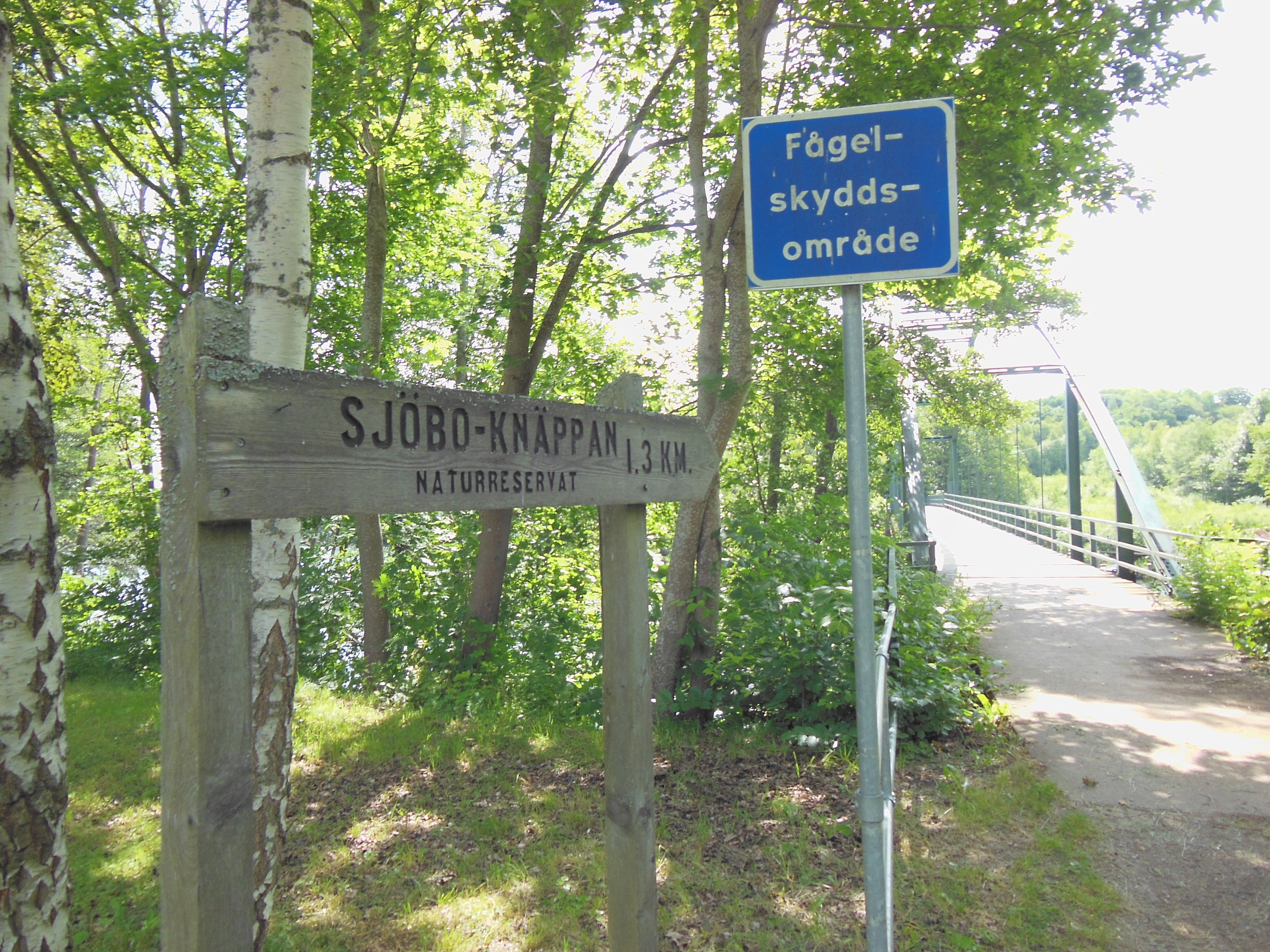 Entré till Sjöbo-Knäppan från slaggbackebron