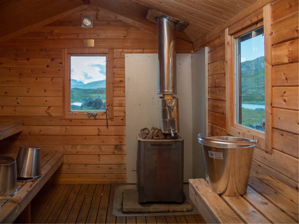 STF Unna Allakas Mountain cabin