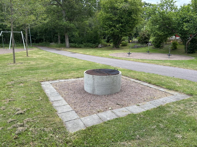 Barbecue Area, Bokvägen in Ålem