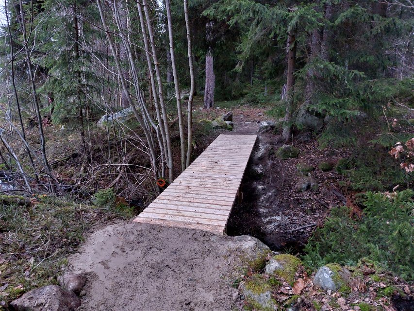 Ny bro över dike