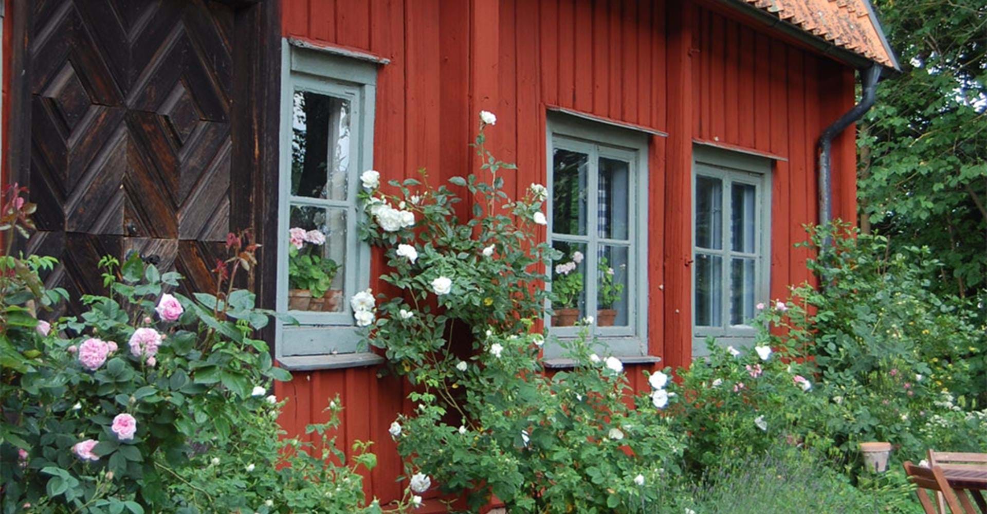 Norra flygeln på Kungs Starby gård innehåller vår Bed and Breakfast