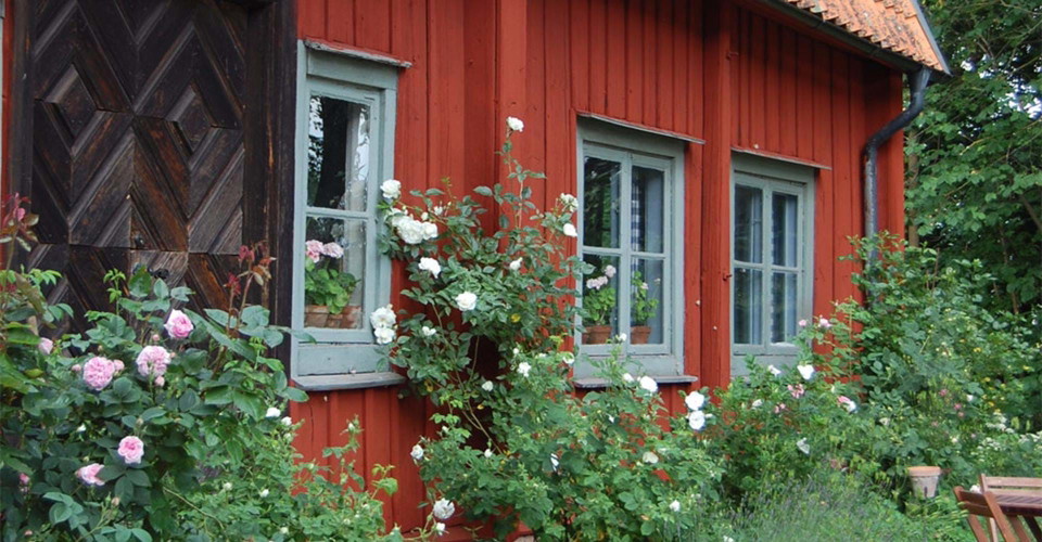 Norra flygeln på Kungs Starby gård innehåller vår Bed and Breakfast
