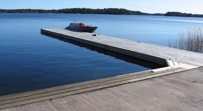 Brygga för besökare