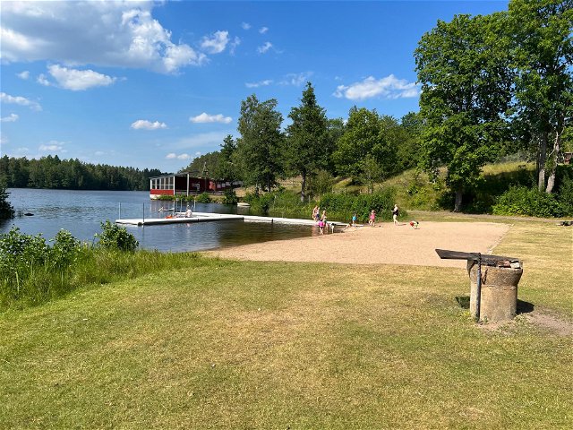 Dammen badplats, Storebro