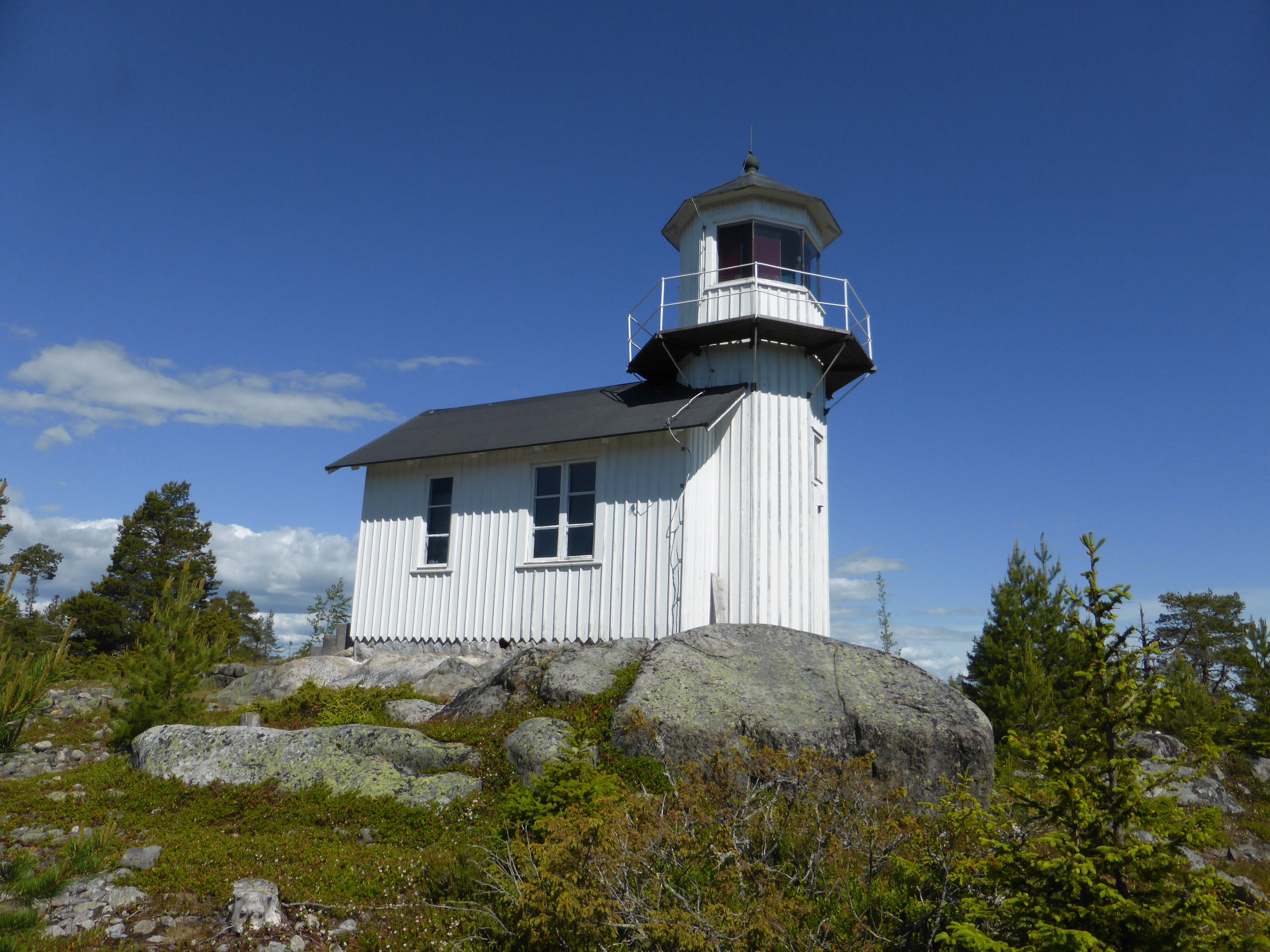 The lighthouse on Rataskär.