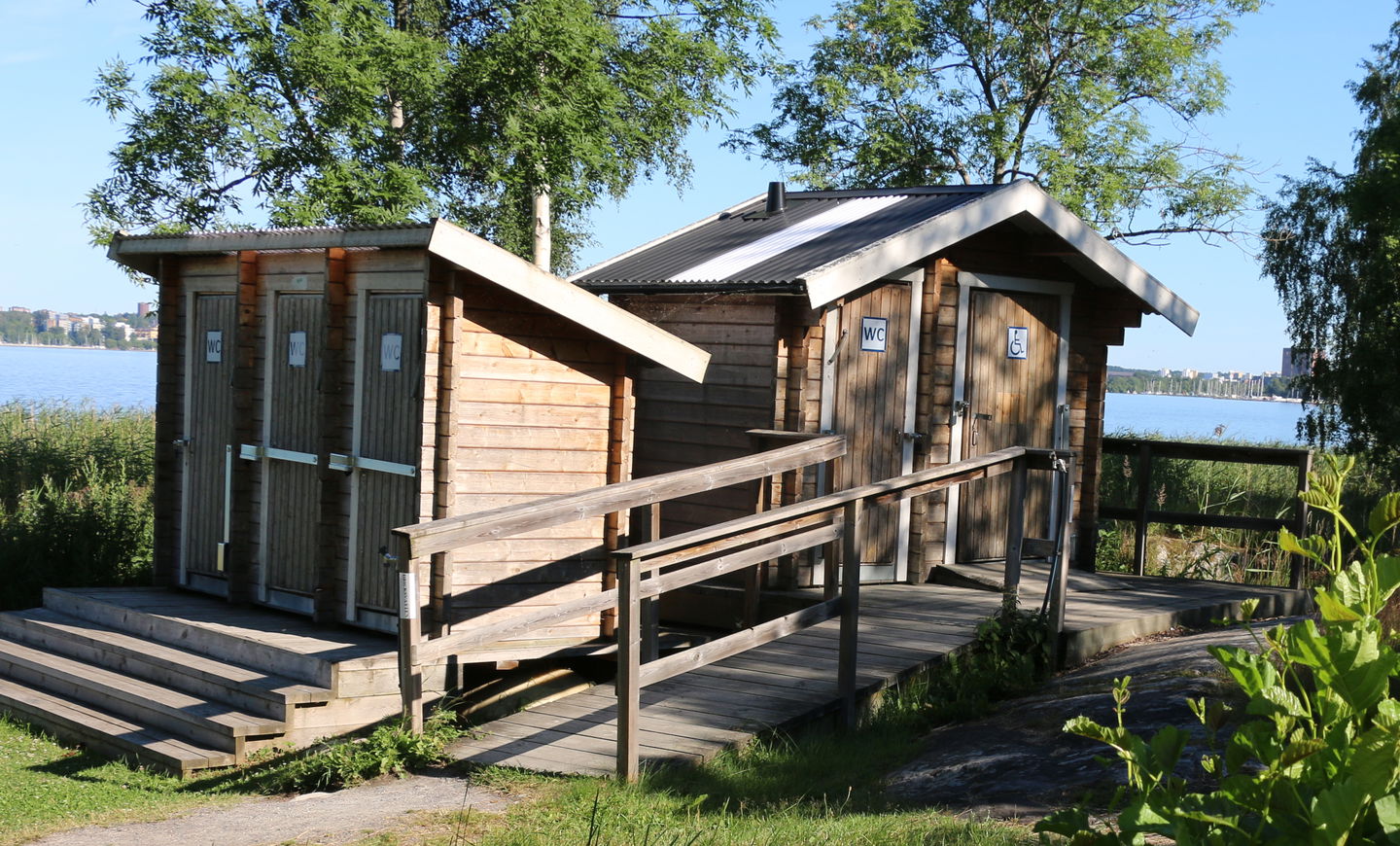 Toaletter på Östra Holmen.