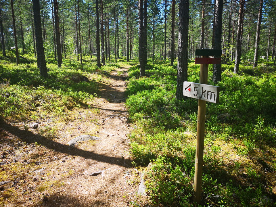 5 och 6 km håll vänster