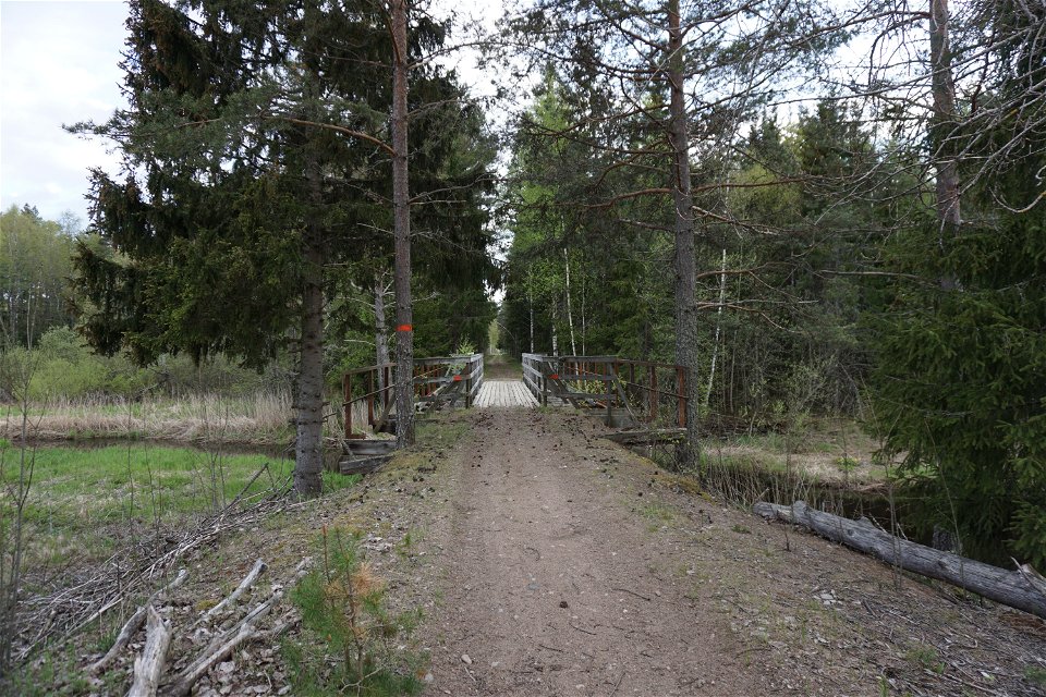 Salabanan går över en bro över Ålboån