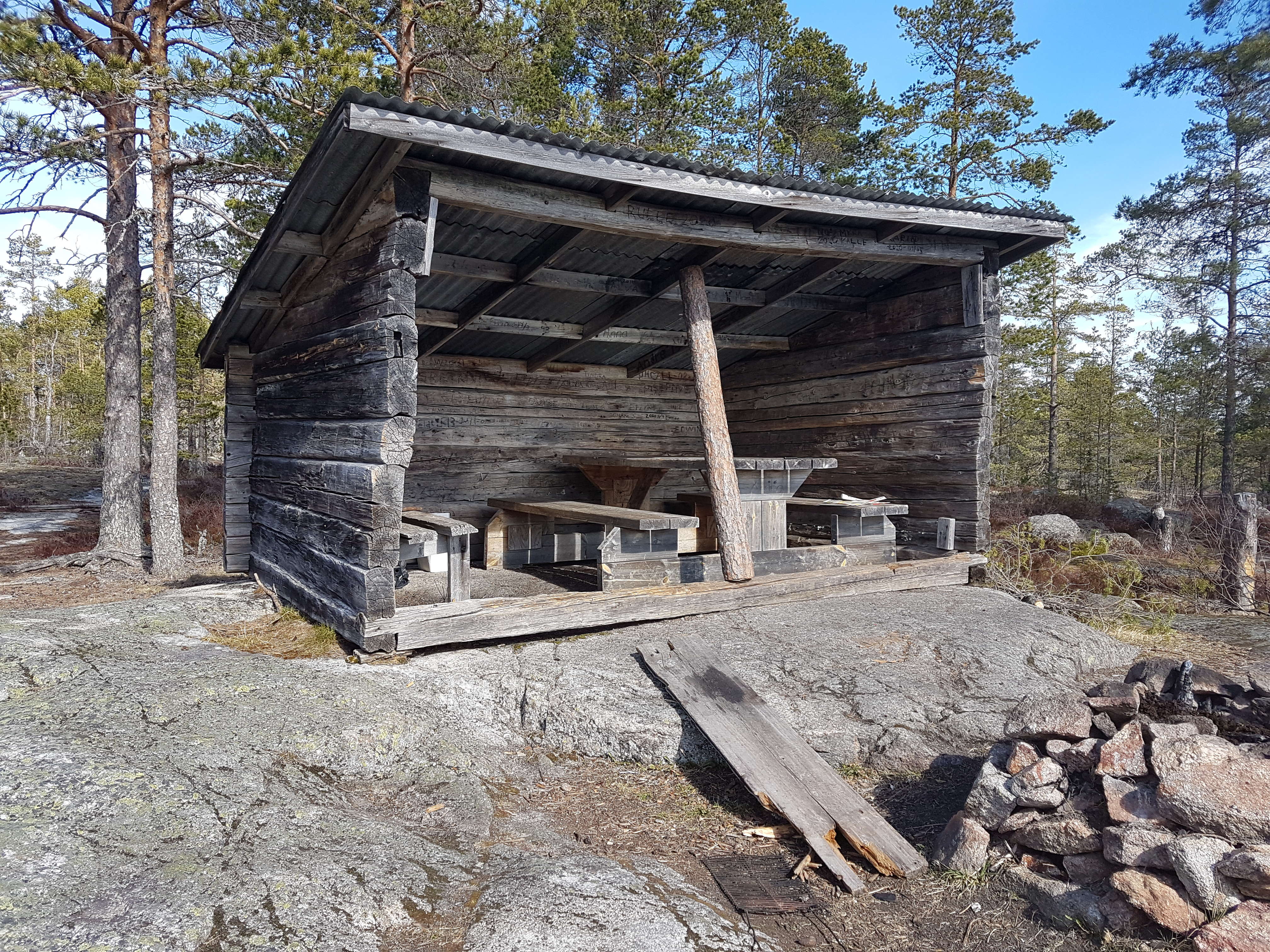 Slätbergets vindskydd | Naturkartan