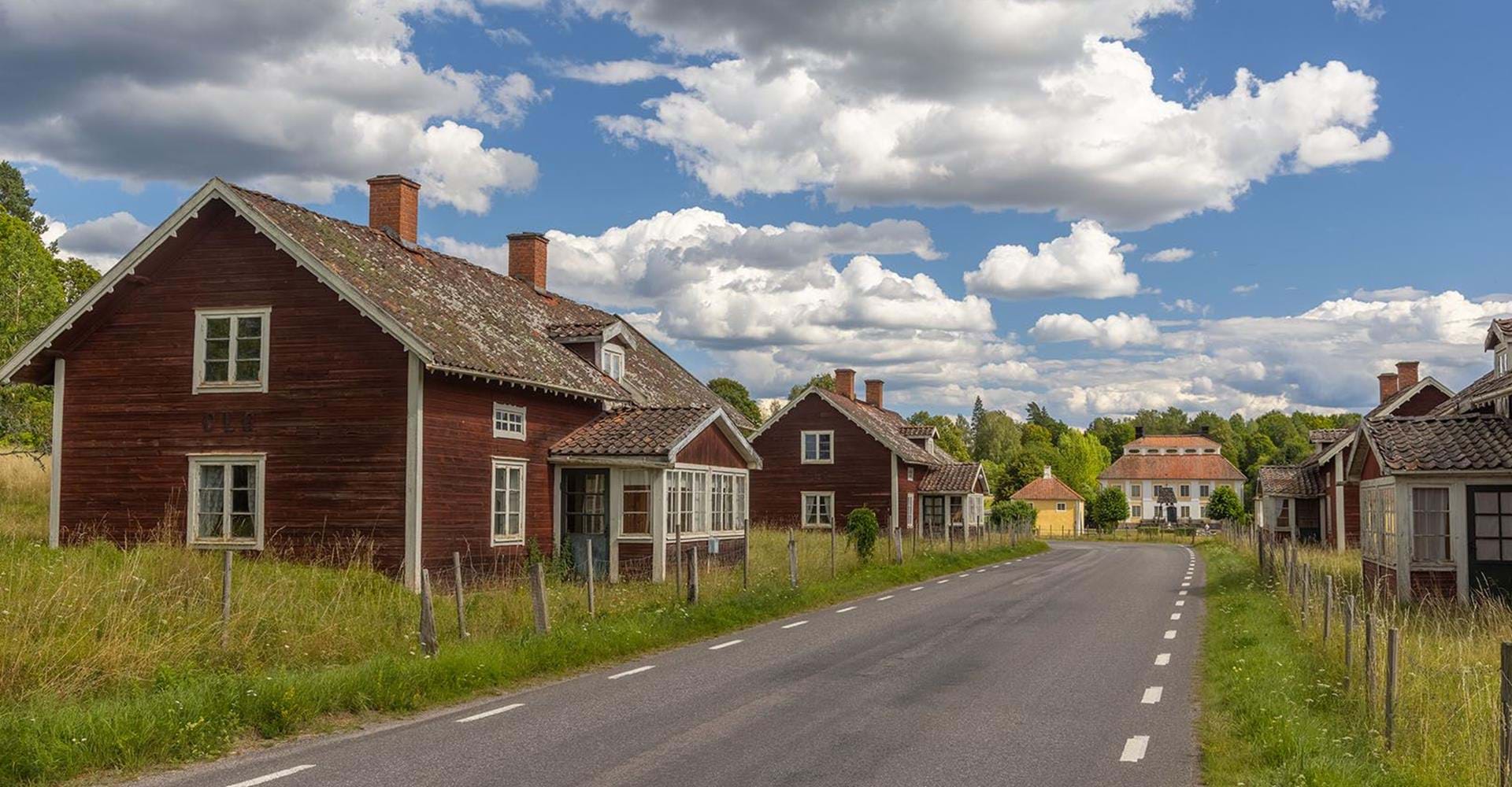 Från leden är det nära att besöka Godegårds säteri.
Rundslinga: Godegård runt.
Motala