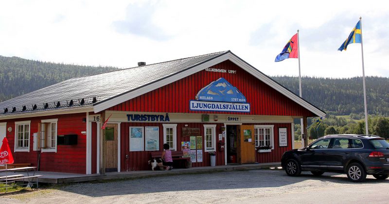 Röd byggnad