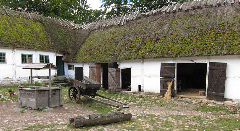 Gamlegård.