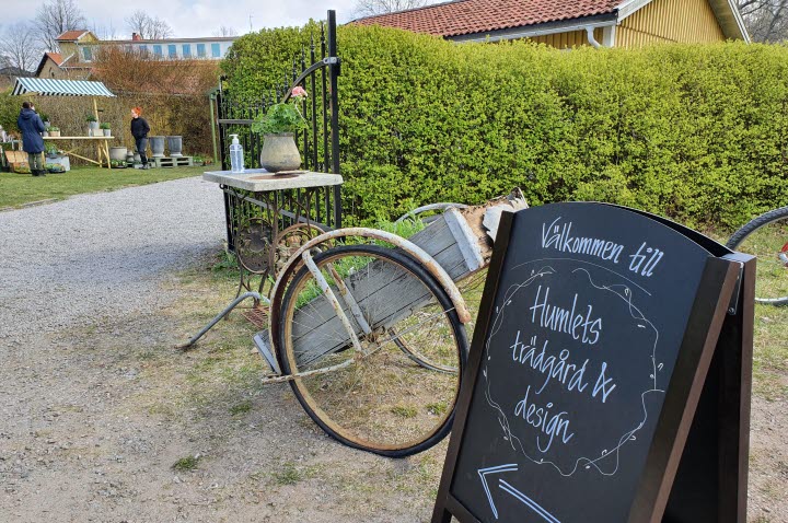 Humlets Trädgård & Design