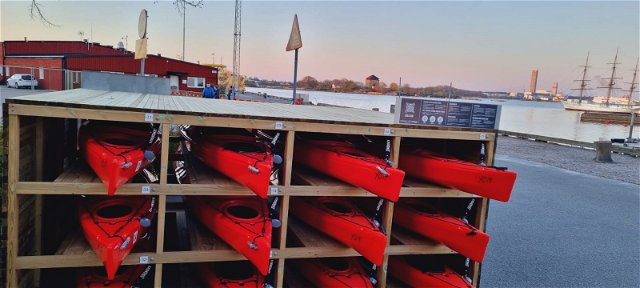 Kayakomat Karlskrona - unmanned kayak rental at Stumholmskanal