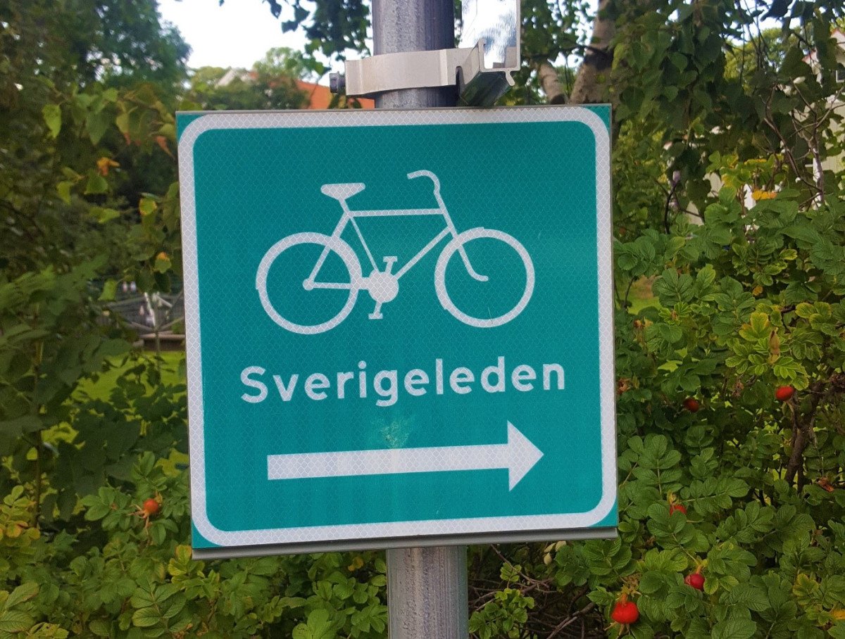 Trafikskylt på Sverigeleden