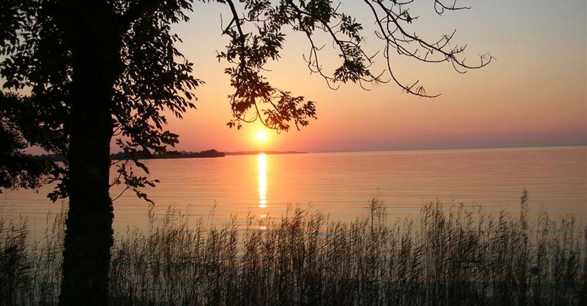 Solnedgång över Vättern