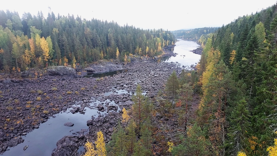 Laforsen, start och slutpunkt västerut för både Ljusnanleden och Flottarstigen