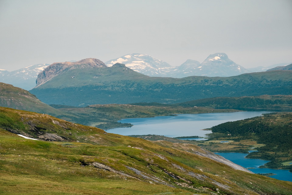 Vy in mot Norge från Stoere Tjåhke.