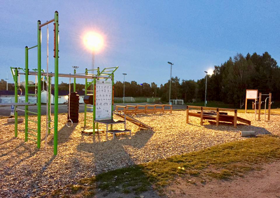 Pilens utegym vid Kubikenborgs IP
