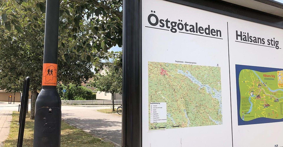 Infotavla Östgötaleden vid startpunkt Stinsen.
Söderköping