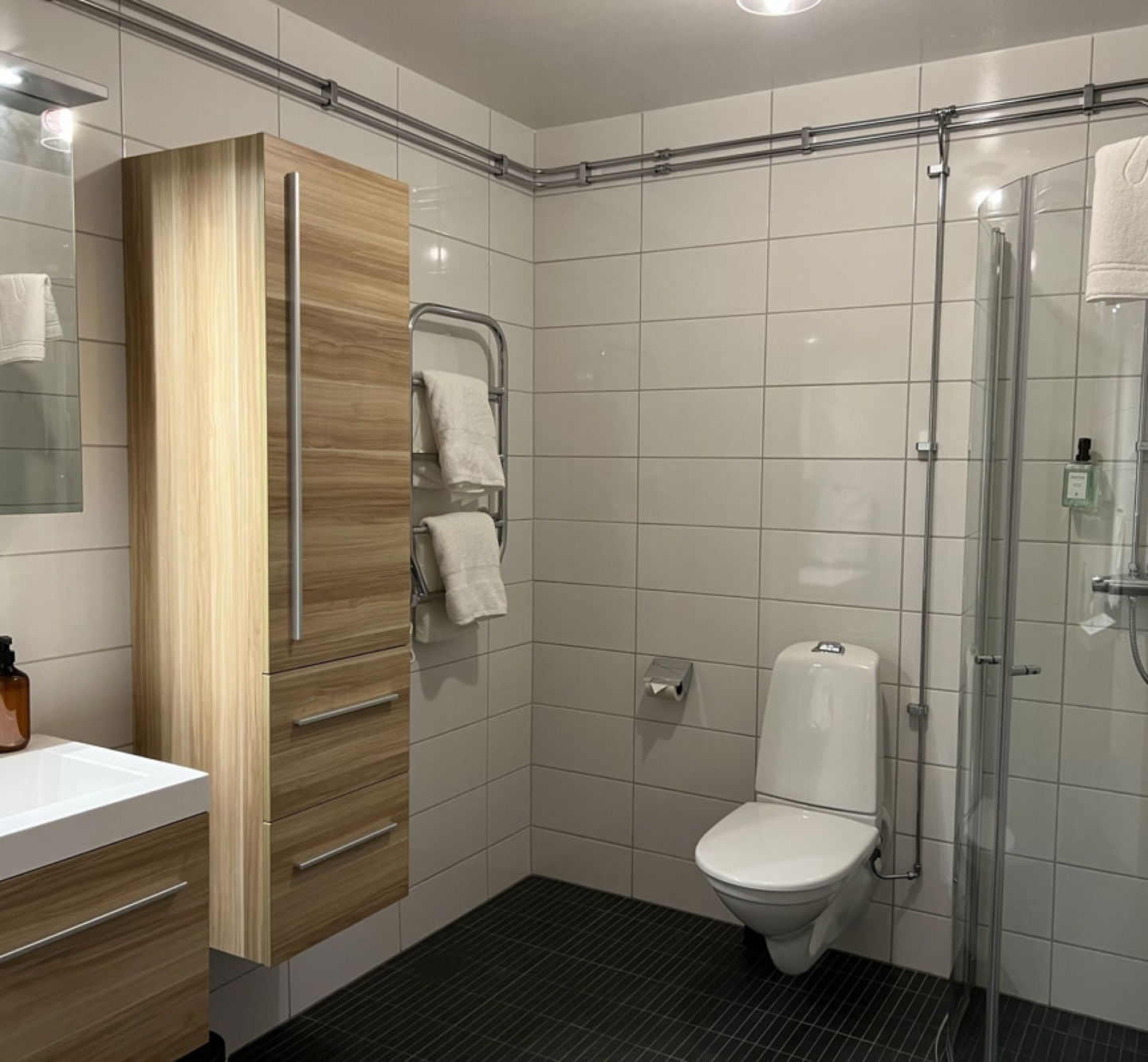 Badrum interiör av Hotell Bro i Kristinehamn.