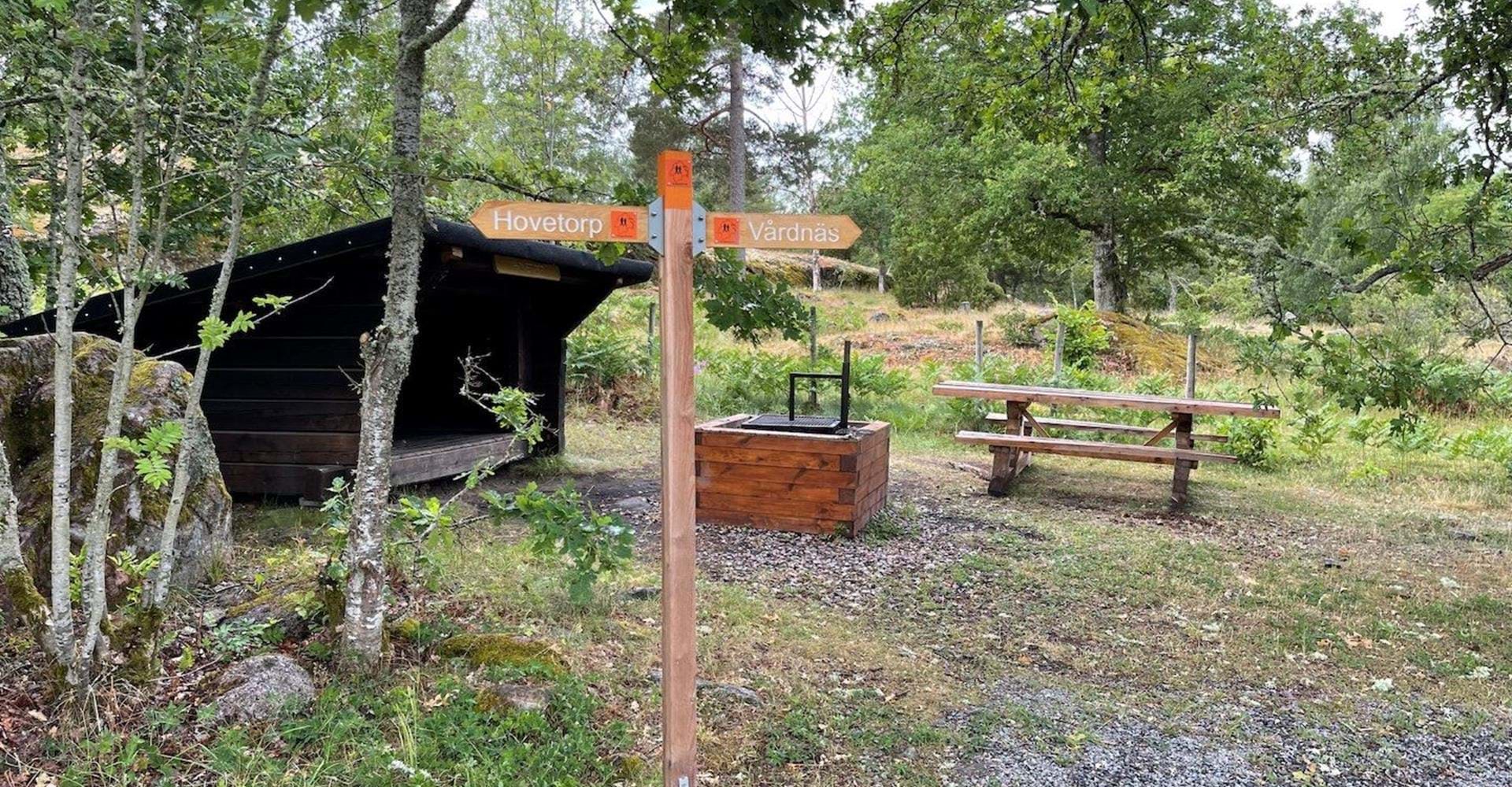 Hovetorp vindskydd