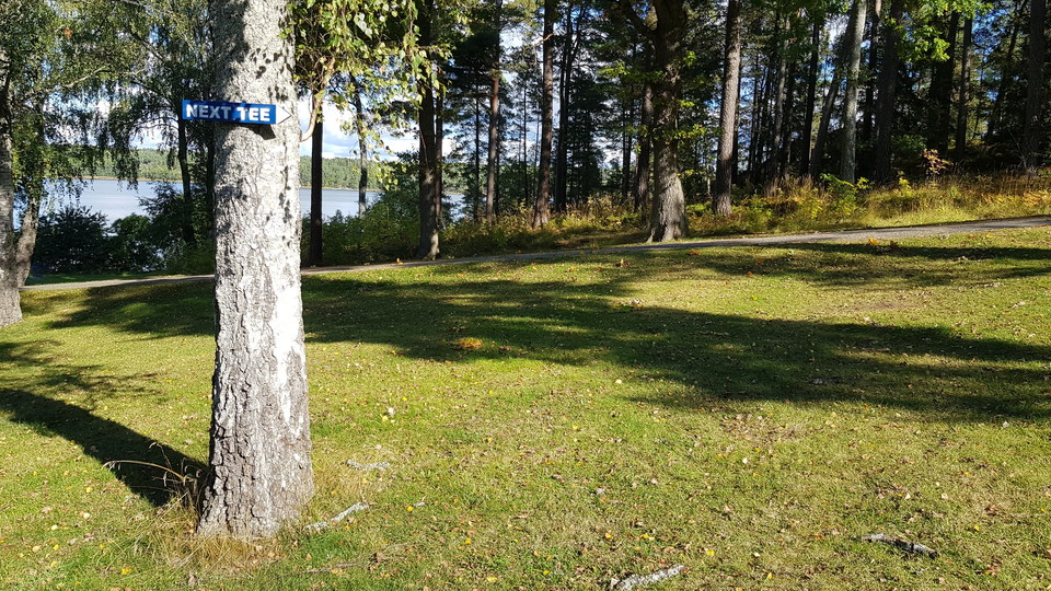 Bosöns discgolfbana. Foto Lidingö stad