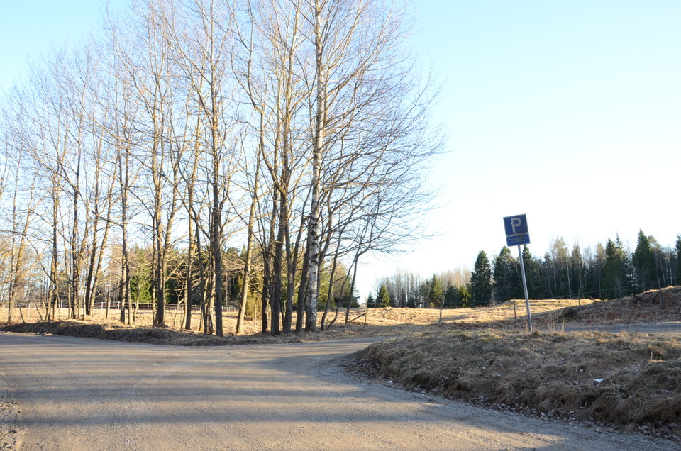 Parkering vid entré östra.